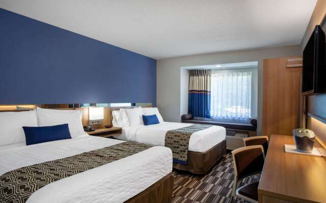 Microtel Inn & Suites by Wyndham Burlington