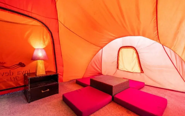 Hiker's Camp at Toya Devasya