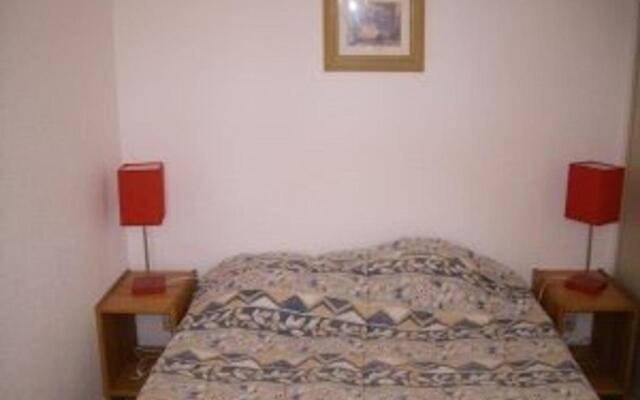 Appartement Saint-Cyprien, 2 pièces, 4 personnes - FR-1-225D-227