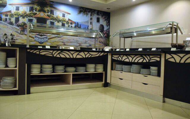 Selena Beach Family Hotel