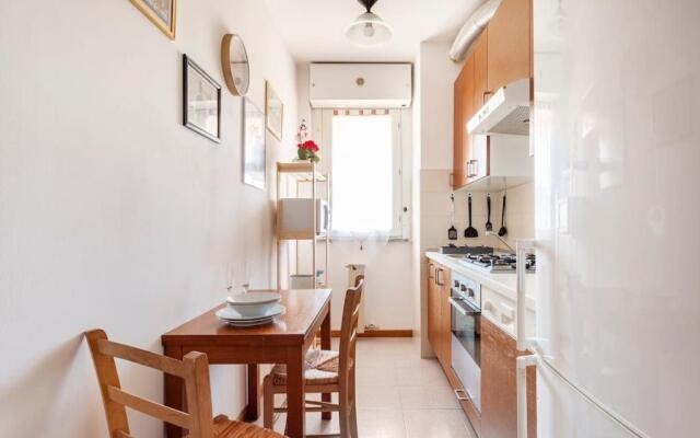 Elegante Suite adiacente Metro, Wifi Netflix