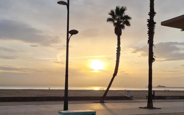 New Luxury Beachfront Apartament