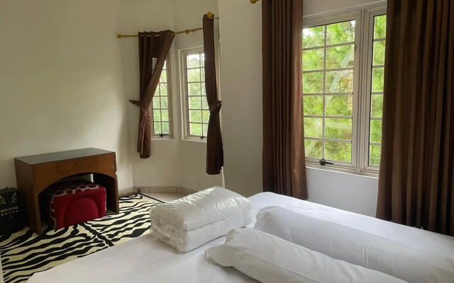Eton Asia Kota Bunga Villas