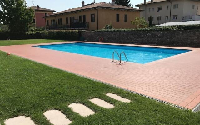 Charming 3 Bedroom Villa in Calmasino