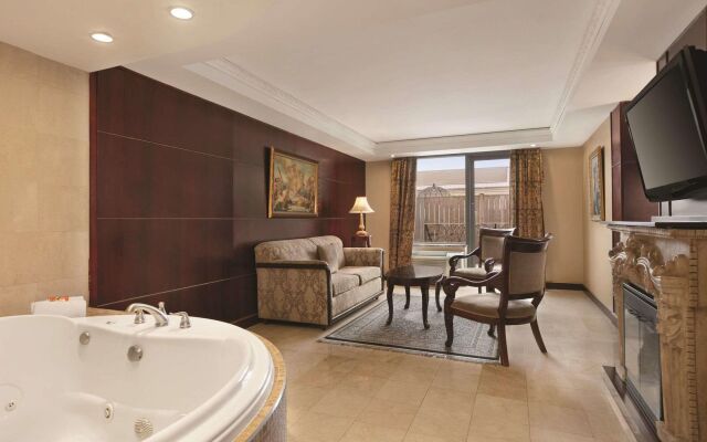 Radisson Hotel Toronto Airport West