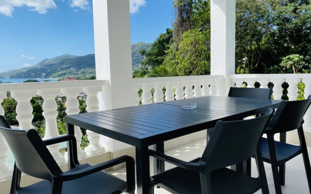 Oceanic View Apartments