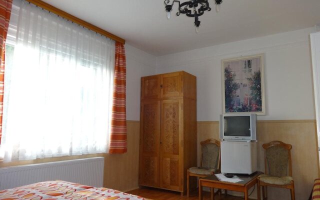 Unikum Panzió