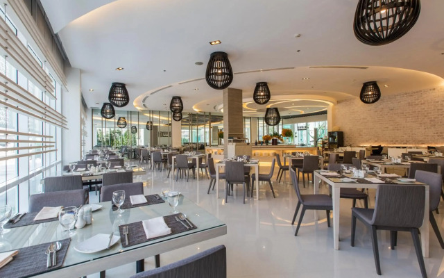 Kantary 304 Hotel