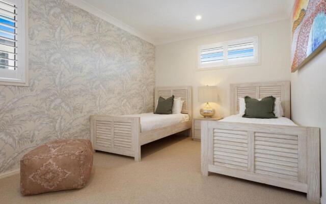 Your Luxury Escape One Coral