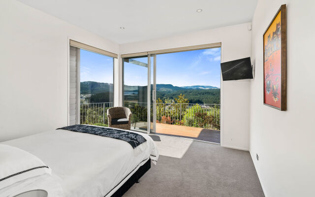 Tihi Retreat