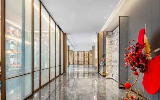 Yicheng Hotel
