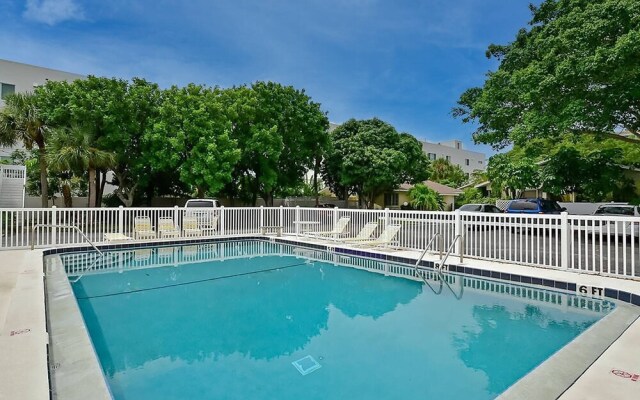 Pelican Gardens 7 By Lido Beach