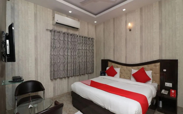 OYO 1125 Hotel City Point