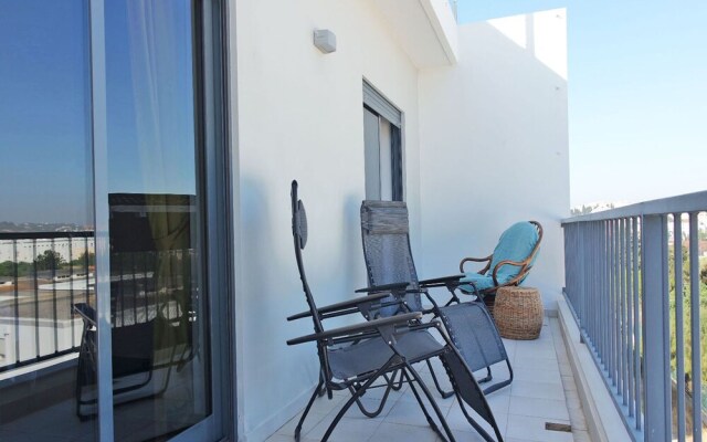 B04 - Luxury 2 bed with top terrace pool by DreamAlgarve