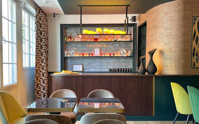 ELSA, Hôtel Paris
