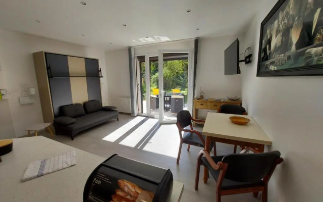 Centre St Jorioz : Charmant et spacieux studio avec terrasse et jardin privatif