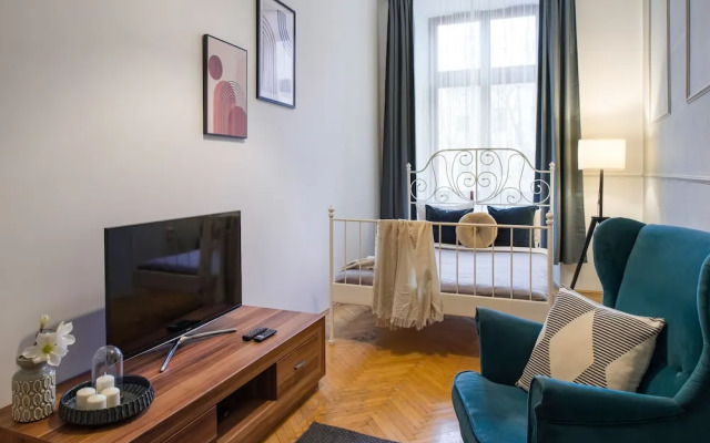 Wawelove Royal Spacious 2 Bedroom Apt.