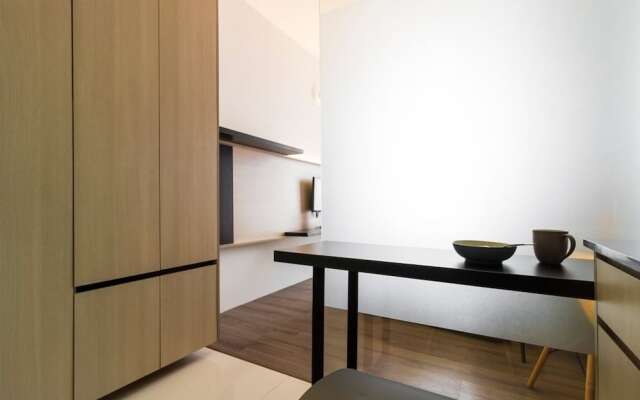 RedDoorz Plus near Perbanas