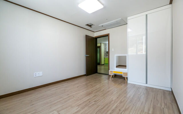 Tongyeong Beachcastle Resort