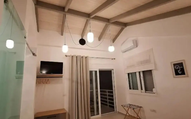 Luxury Apartments Kanali