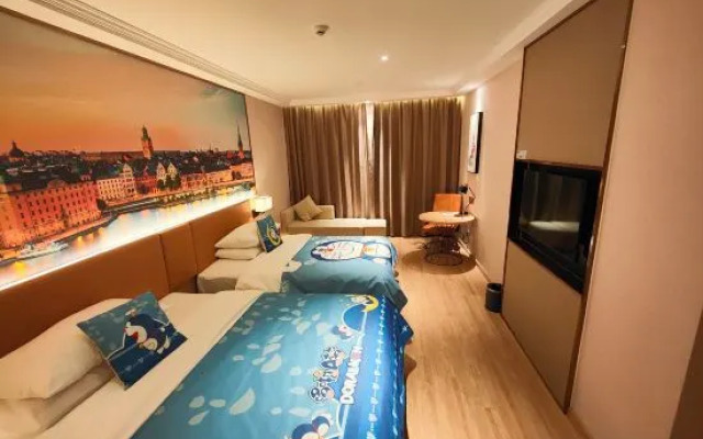 Vienna Hotel (Jiujiang Binjiang Road  Pedestrian Street)