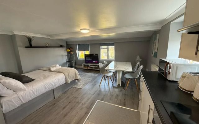 Urban home in  Elephant&Castle