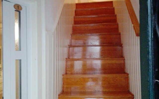 Old Town Economy Apartments