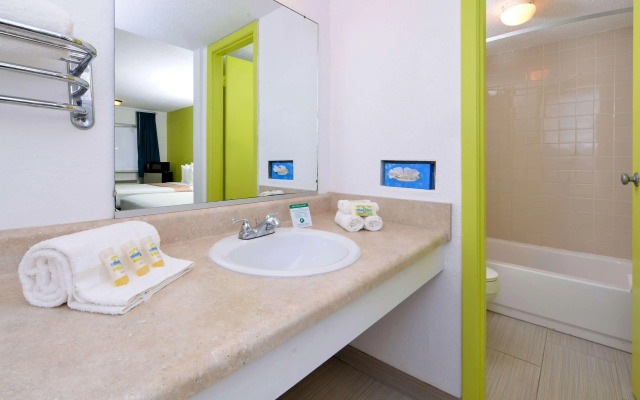 Rodeway Inn Clearwater - Central
