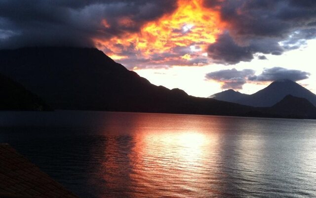 Atitlan Villas Qanajuyu