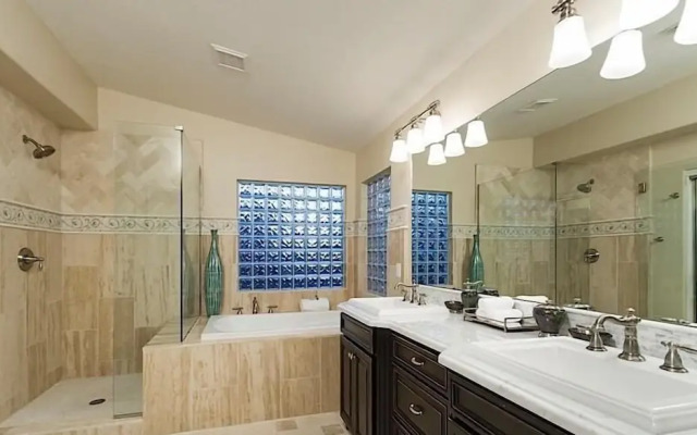 Dynamite By Signature Vacation Rentals