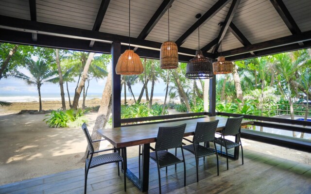 Nekaui Beachfront Villa 1 - Experience Nature