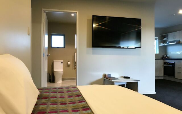 Ellerslie Palms Motel