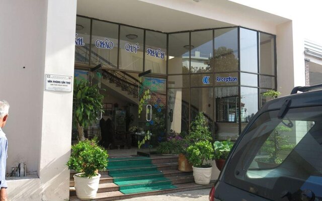 Nha Khach So 2 Guest House