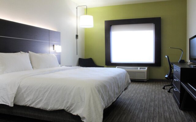 Holiday Inn Express & Suites Napa American Canyon, an IHG Hotel