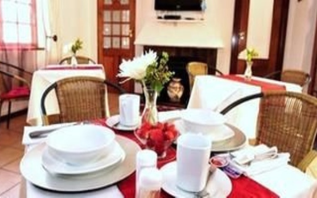 Mizizi House of Sandton Bed & Breakfast