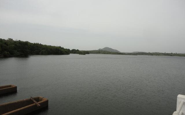 Tikiri Villa