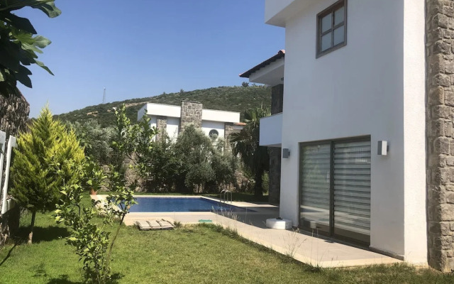 Demirci Villa Torba