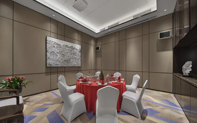 Hilton Garden Inn Heze