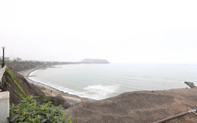 Incredible Apartment Blocks Away From The Malecon!