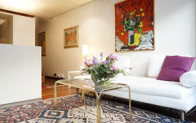 Trifora apartment