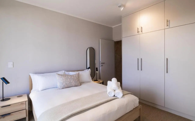Rockwell 613 by CTHA, Cape Town
