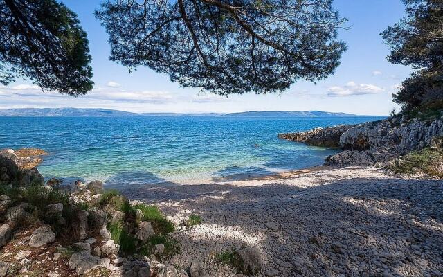 Sunlit Apartment Near Sea in Labin