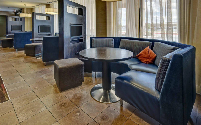 Courtyard by Marriott Midland