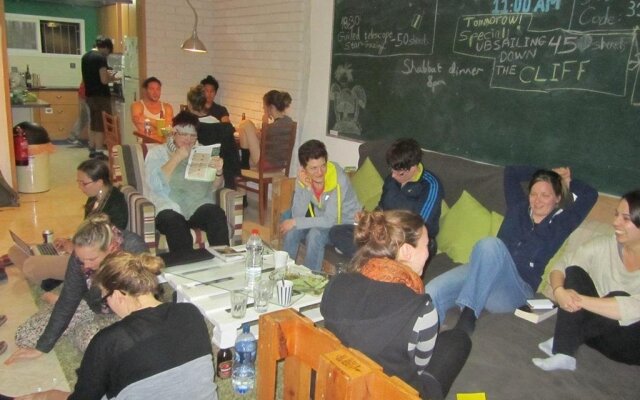 The Green Backpackers