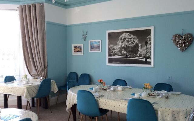 Pitcullen Guest House