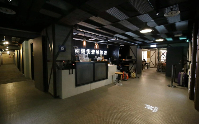Nys Loft Hotel - Hostel
