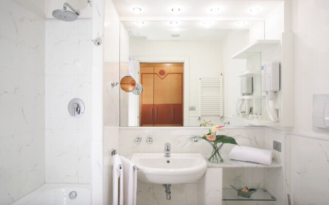 Long Stay Monthly Apartment Near Rome I Triangoli With Backyard