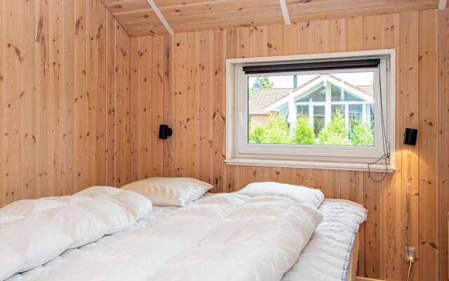 8 Person Holiday Home in Oksbol