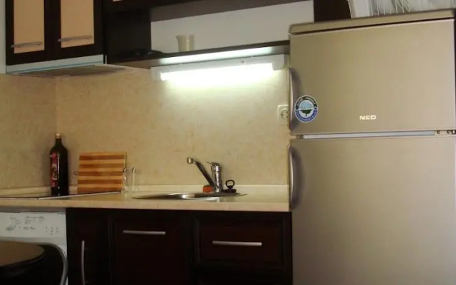 Studio in Villa Astoria