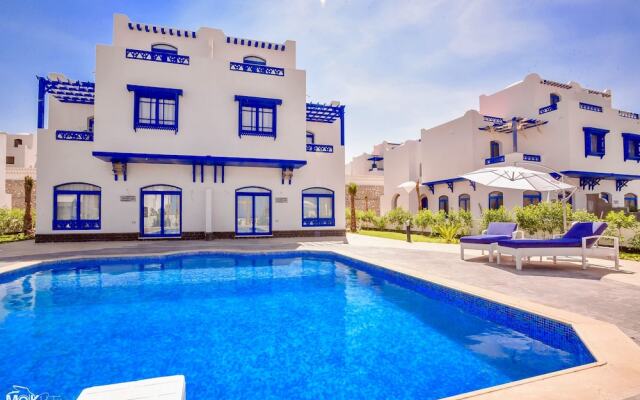 Luxury 4BD Villa with Pool in Hurghada